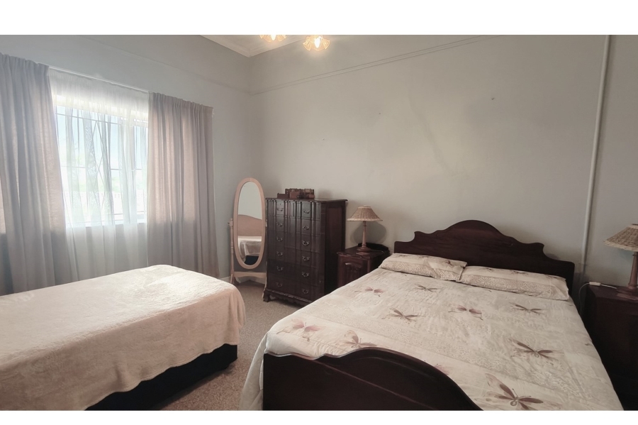 5 Bedroom Property for Sale in Moorreesburg Western Cape